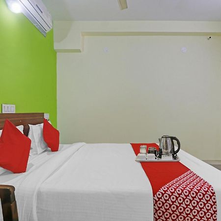 Super Hotel O Dk Reddy Square Hyderabad Eksteriør bilde