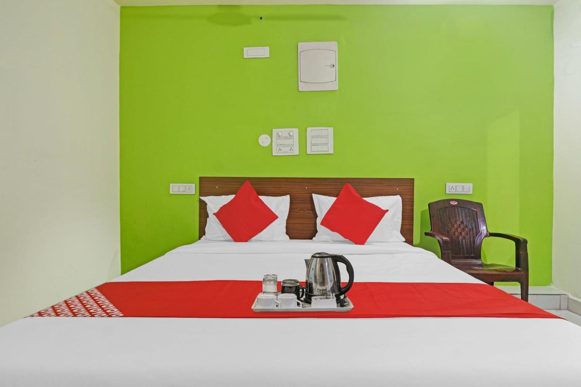 Super Hotel O Dk Reddy Square Hyderabad Eksteriør bilde