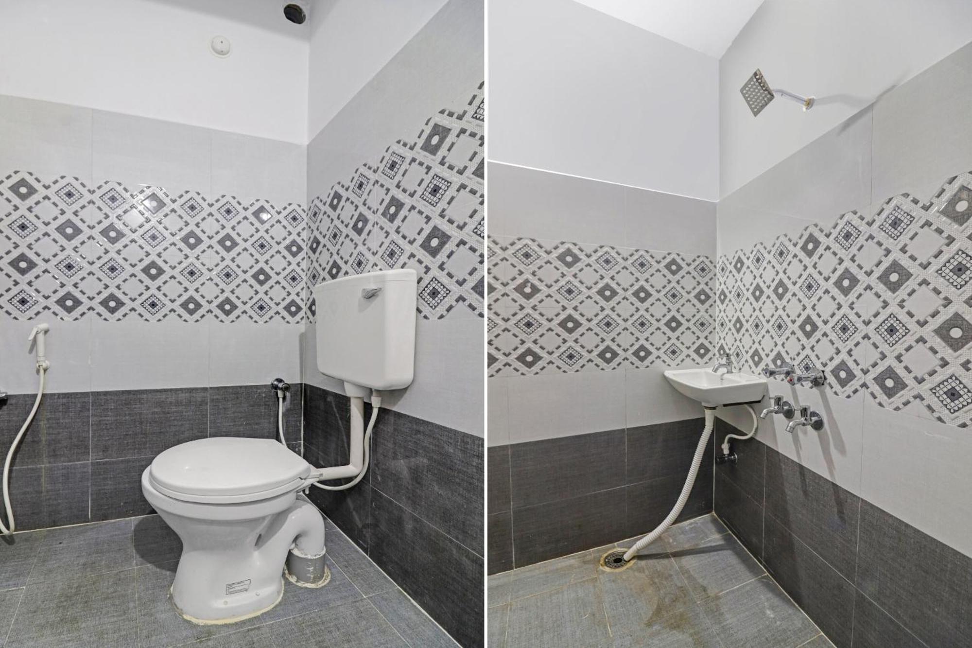Super Hotel O Dk Reddy Square Hyderabad Eksteriør bilde